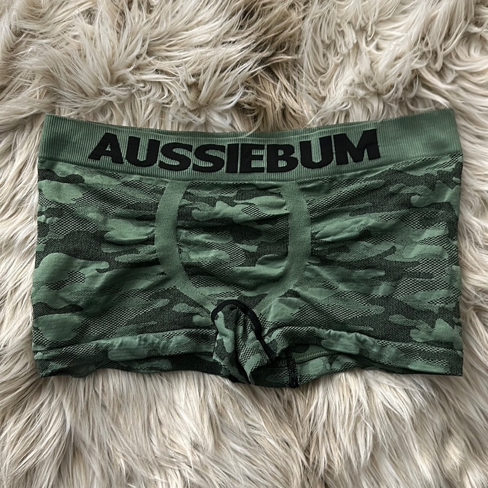 Aussiebum new without tag